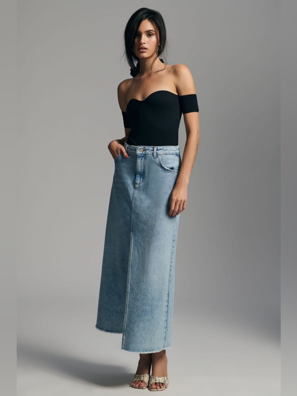 Pilcro Madi Front-Slit Light Wash Denim Skirt Size 14 Midi Jean Skirt